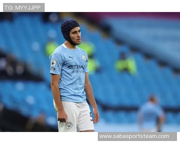 比尔西蒙斯看好黄蜂前景期待三球表现提升赢得球迷信任 比尔西蒙斯看好黄蜂前景期待三球表现提升赢得球迷信任