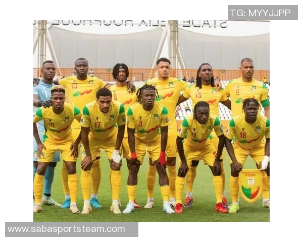 非洲多国足协联合反对非洲杯四年一届的决策引发争议